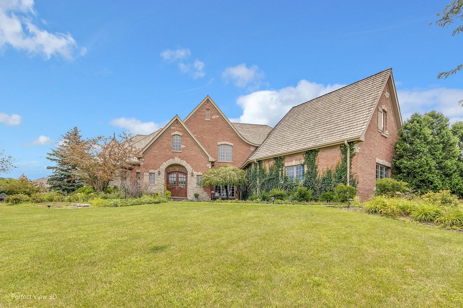1235 Macalpin Dr photo 1