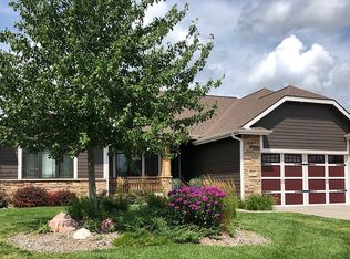 8612 N 169th St, Bennington, NE 68007