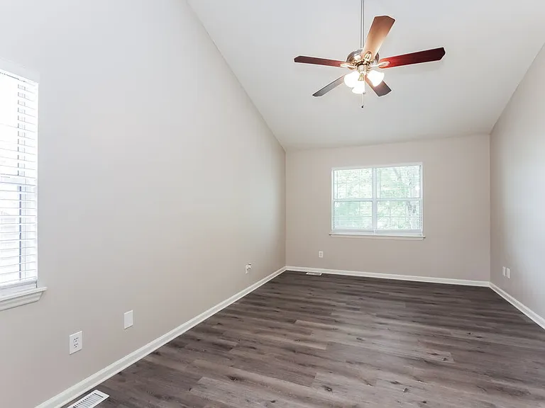 7304 Hethersett Ln — Photo 12