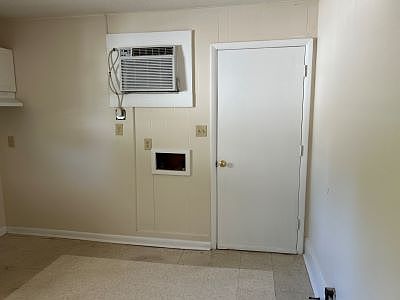 5th image of 1608 Eugene Ave #1608B