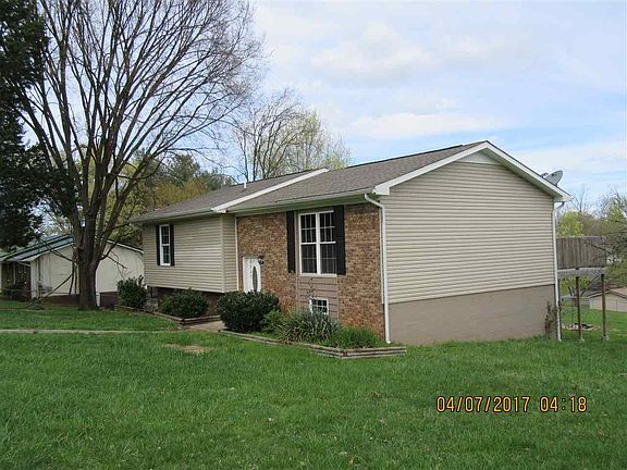 2nd image of 2327 Southern Dr