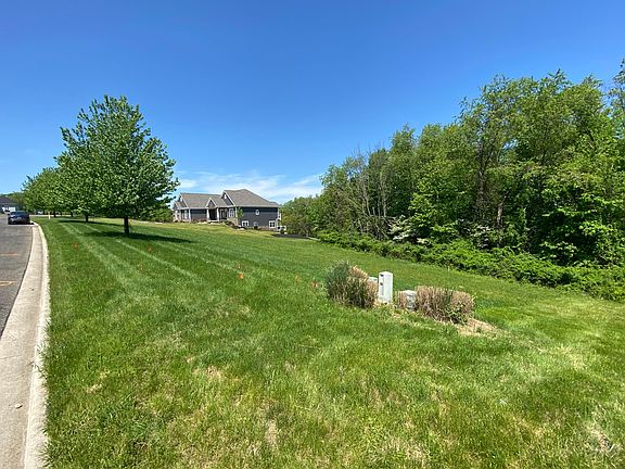 4th image of 122 Orchard Wood Path