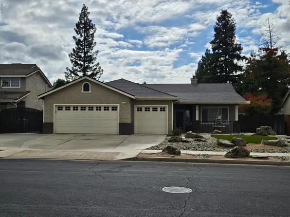 2512 Keats Ave, Clovis, CA 93611