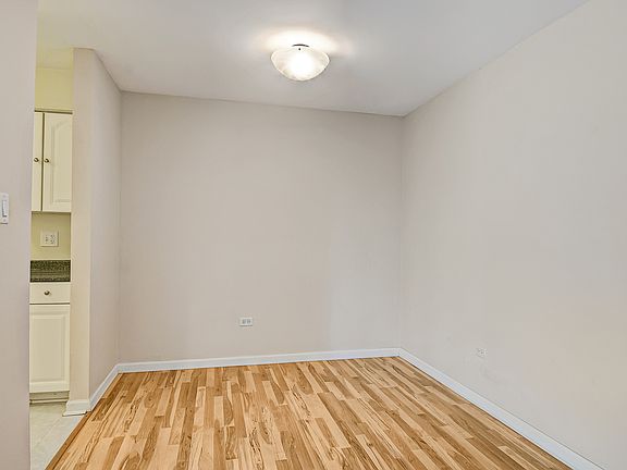 4th image of 6159 Knoll Way Dr APT 104