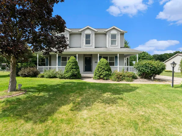 30835 Mast Dr, Osceola, IN 46561