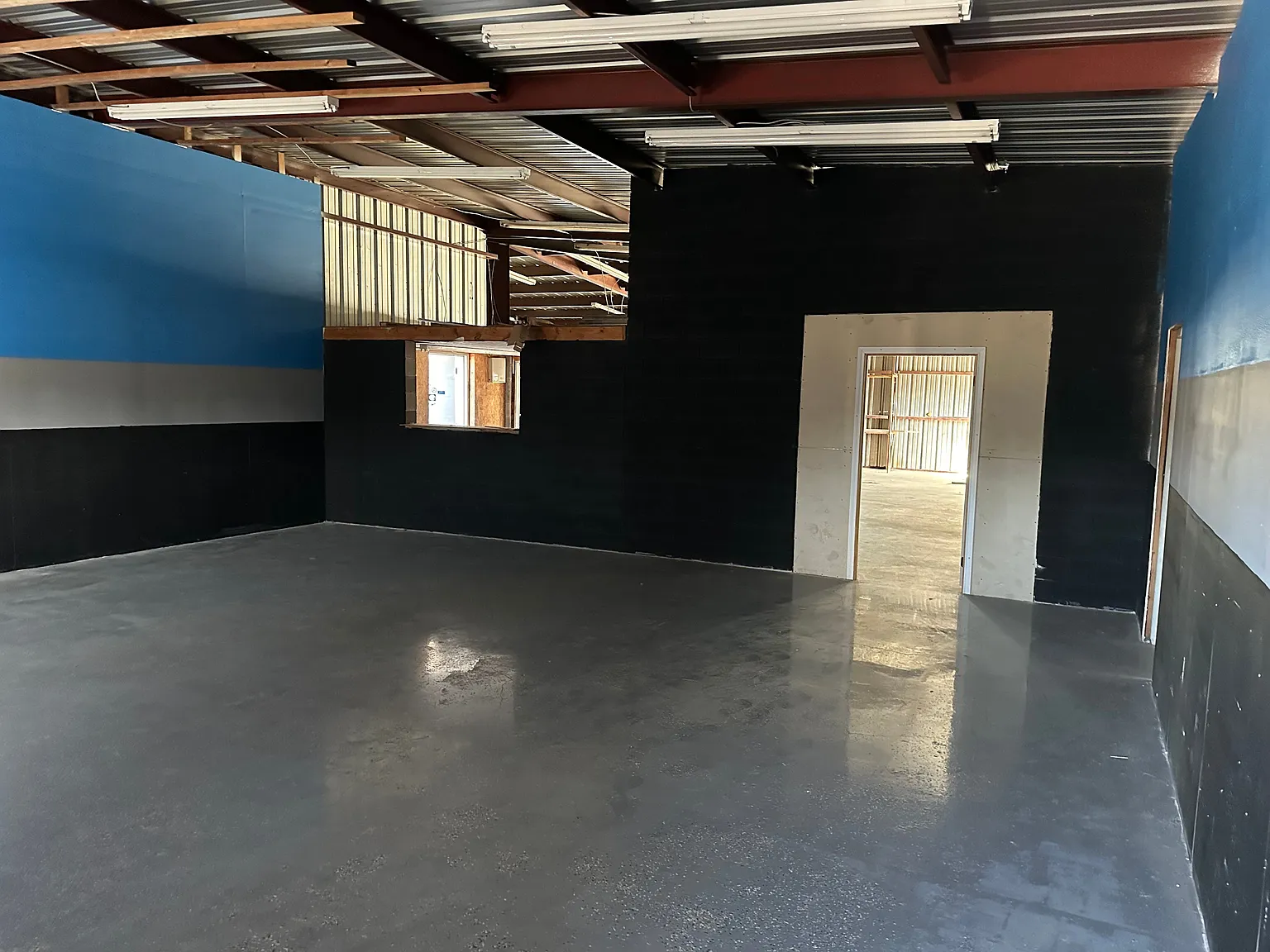 Studio, 1.0 bath, 1600 sqft, $1,500 — Photo 1