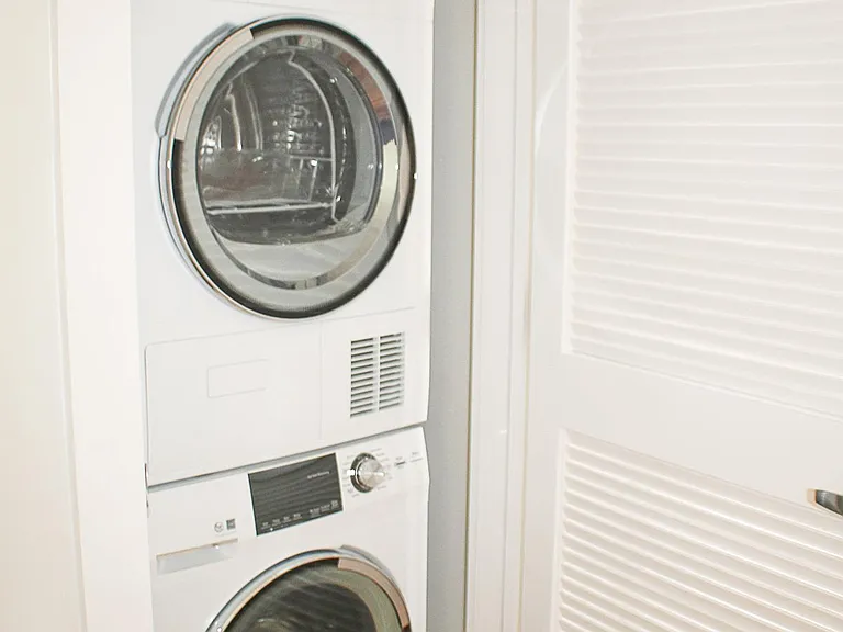 501 Dunmore St #302 — Photo 7