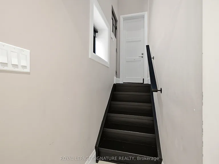 64 Four Oaks Gate #BASEMENT — Photo 6