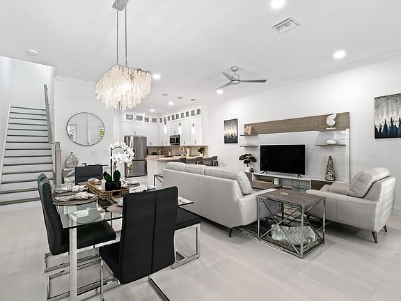 4th image of 4650 SE Manatee Way