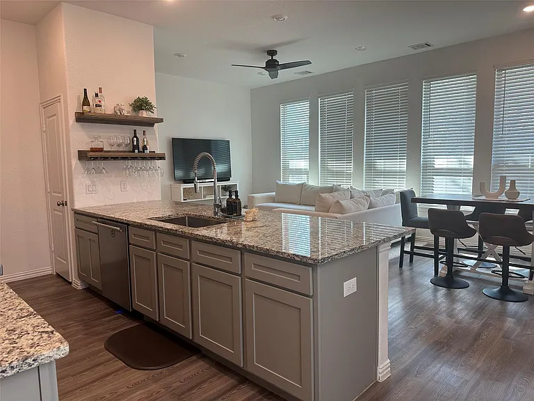 4743 Glen Isle Dr — Photo 7