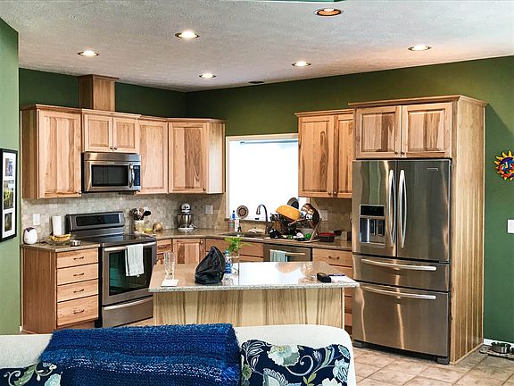 New Hickory and SS Kitchen