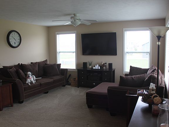4th image of 9484 Stone View Dr NE