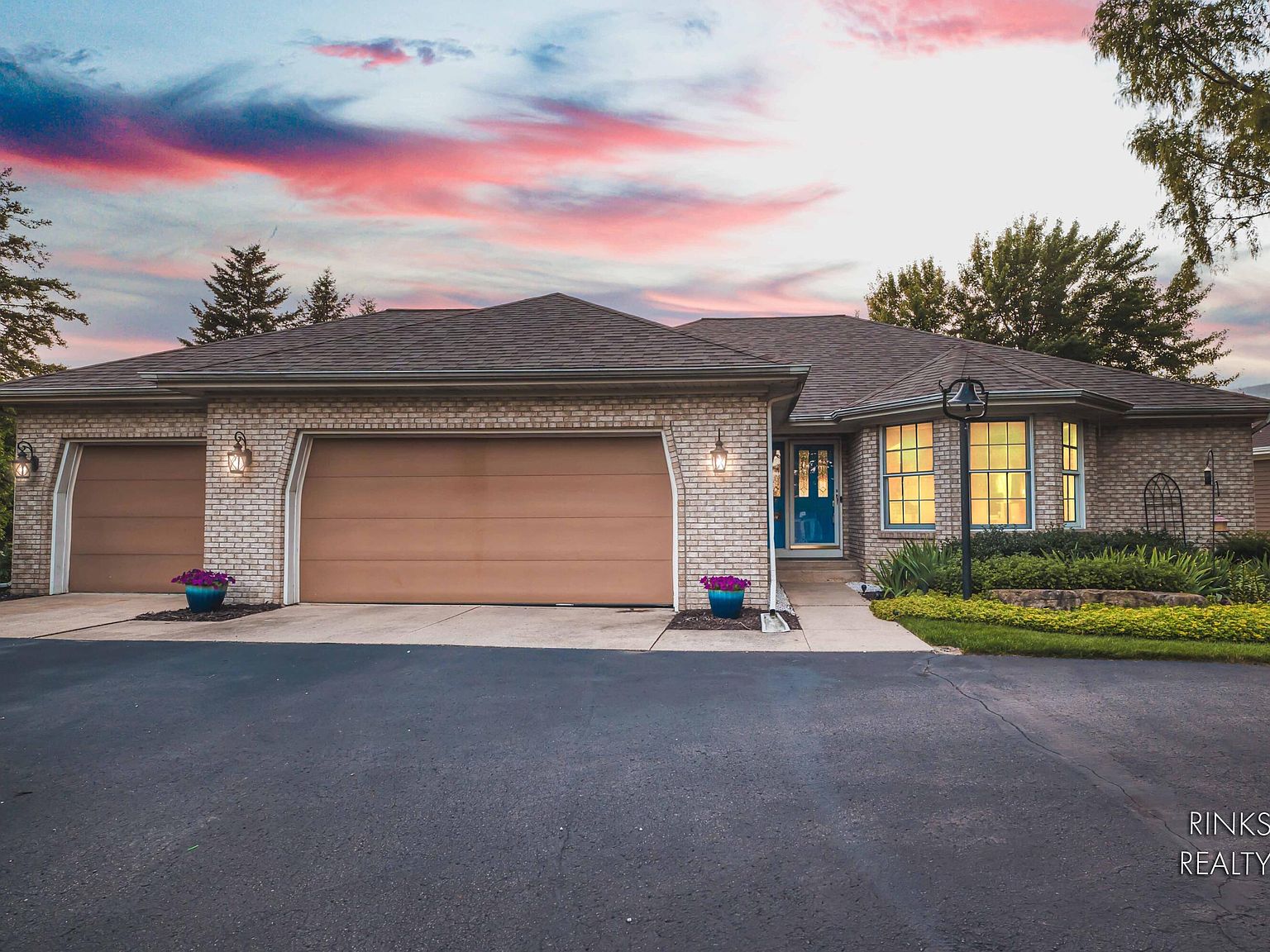6807 Kenowa Ave SW, Grandville, MI 49418 Zillow