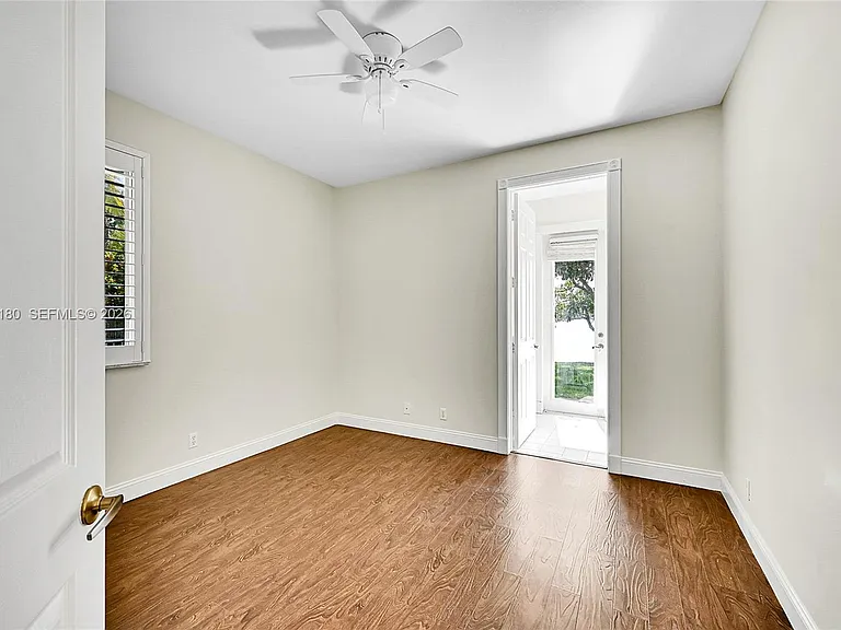 512 NW 120th Dr — Photo 29