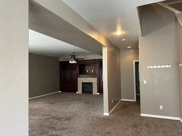 2862 Pico Ave — Photo 5