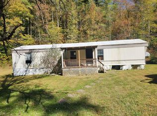 706 Stanley Frk, Varney, KY 41571