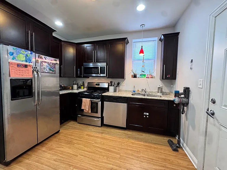 4415 S Sawyer Ave #BF — Photo 15
