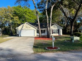 9 Wellena Ct, Beaufort, SC 29906