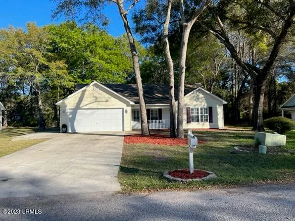 9 Wellena Ct, Beaufort, SC 29906