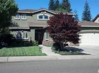 840 Boyd Dr, Oakdale, CA 95361