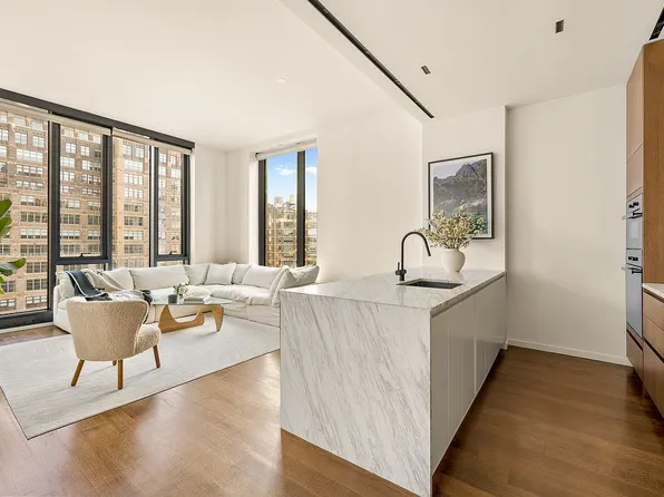 570 Broome St #10A, New York, NY 10013