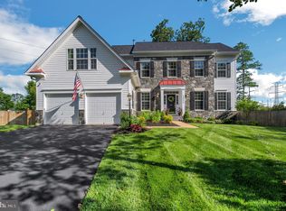 15575 Kelley Farm Ct, Woodbridge, VA 22193