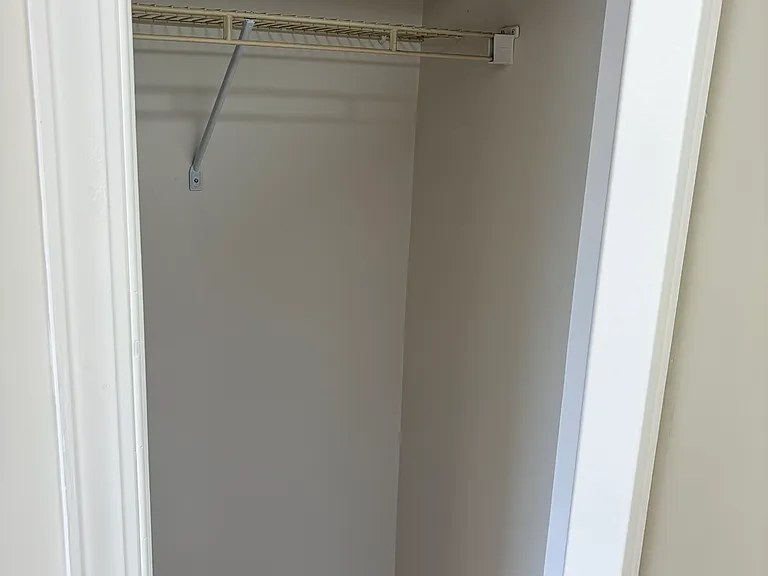 131 157th St #2E — Photo 10