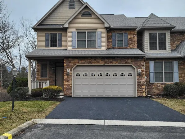 24 Kingswood Dr, Lewisberry, PA 17339