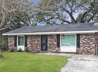 101 Briarwood Cir, Goose Creek, SC 29445
