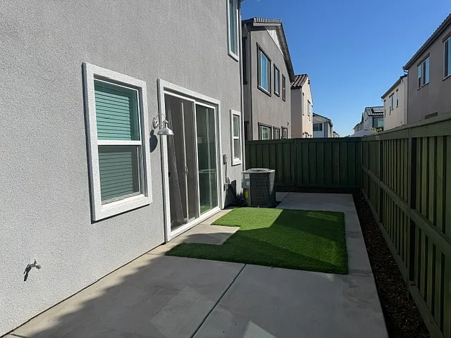 3217 Shrute Dr — Photo 82