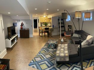 3341 17th St NW #B, Washington, DC 20010