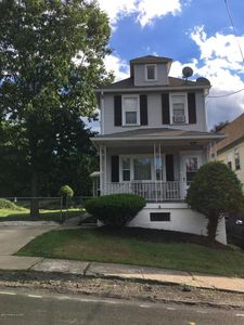 25 Oaklawn Ave, Hanover Township, PA, 18706