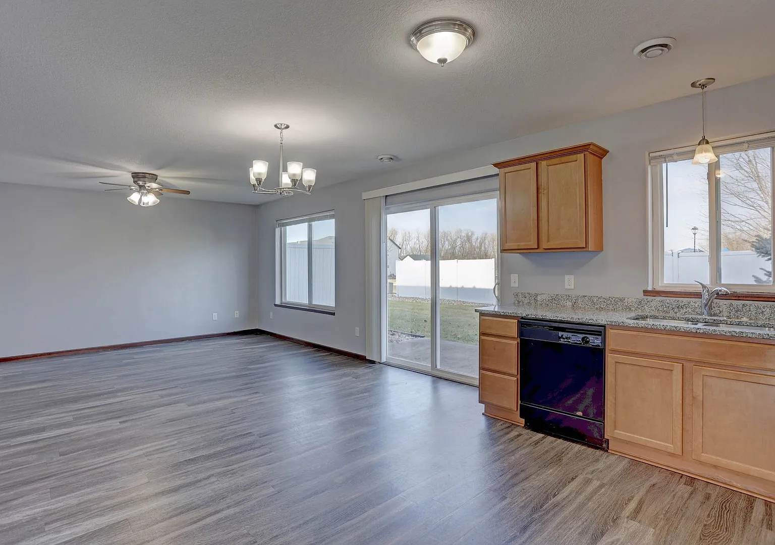 Indigo Crossing Townhomes — Photo 2