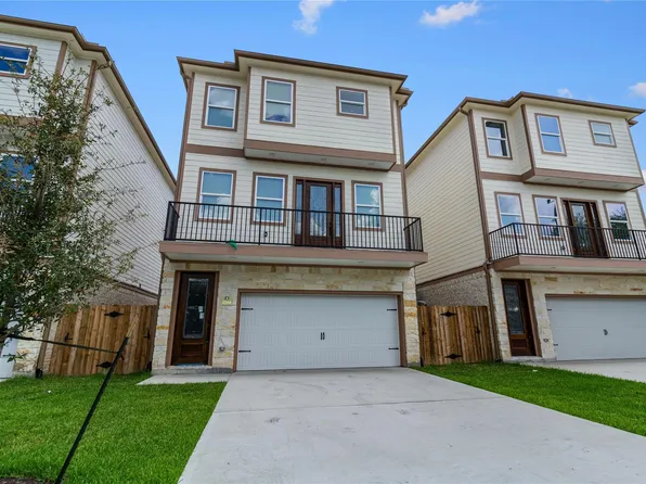 2204 Hoskins Dr, Houston, TX 77080