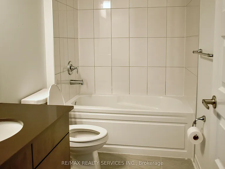 490 Gordon Krantz Ave #614 — Photo 23