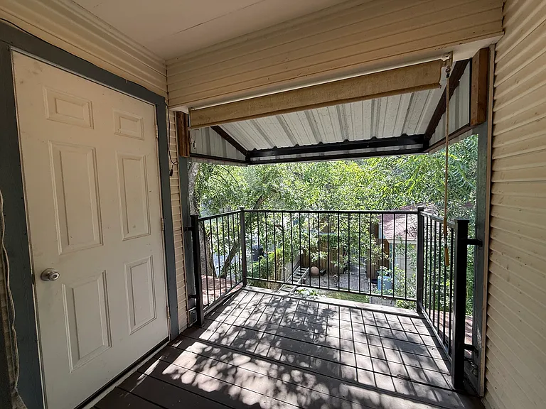 271 E Hollywood Ave #271 — Photo 15