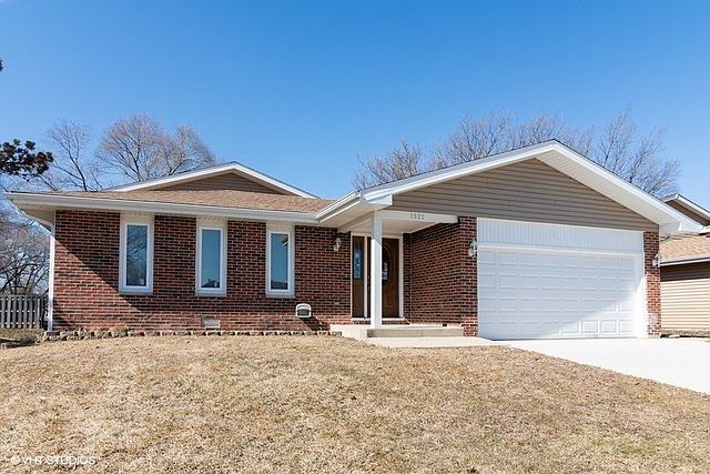1st image of 1921 Aspen Dr