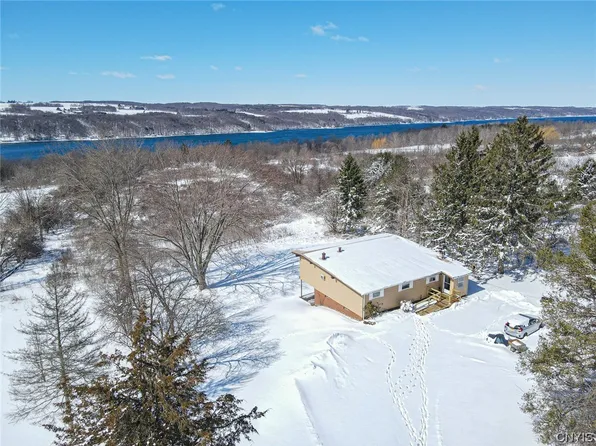 3275 Rockefeller Rd, Moravia, NY 13118