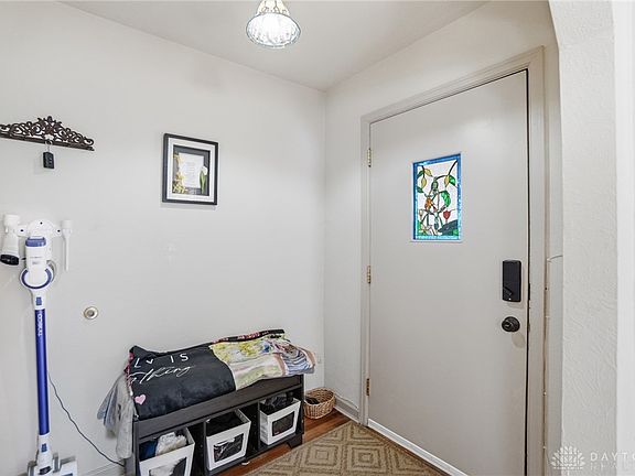 5th image of 342 Wisteria Dr