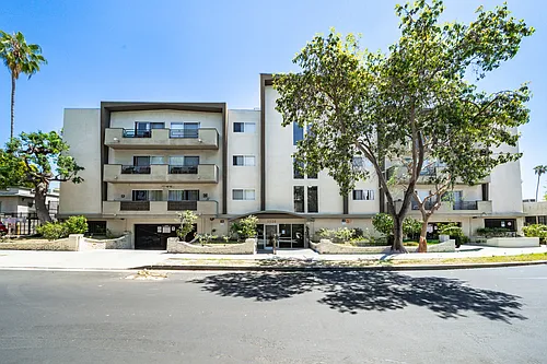 Serrano Apartments Photo 1