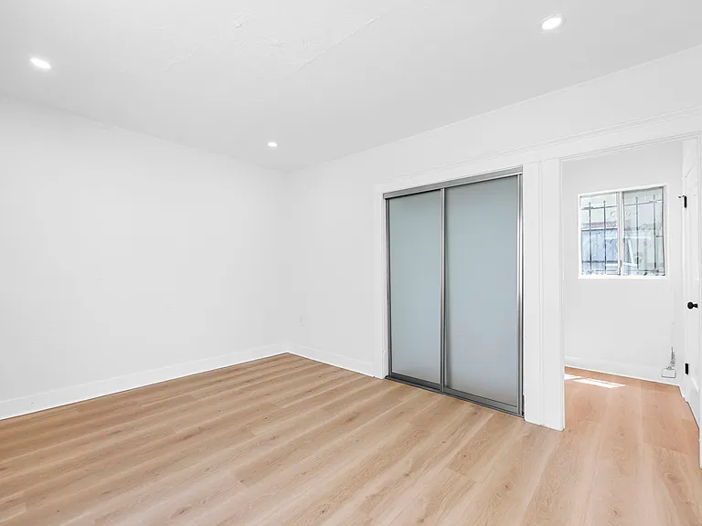 1326 1/4 Constance St #25A — Photo 7