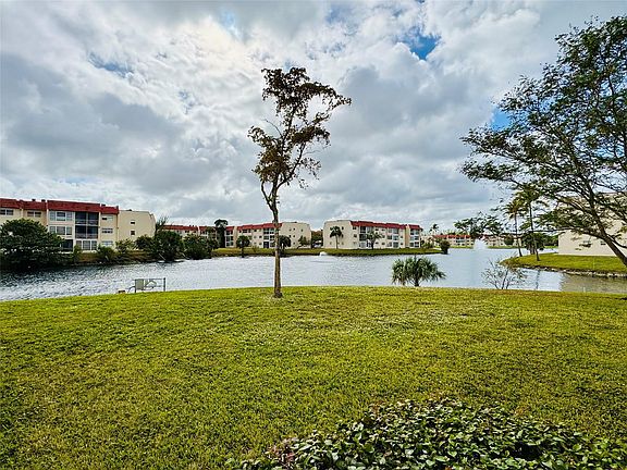 2nd image of 8000 Sunrise Lakes Drive #106