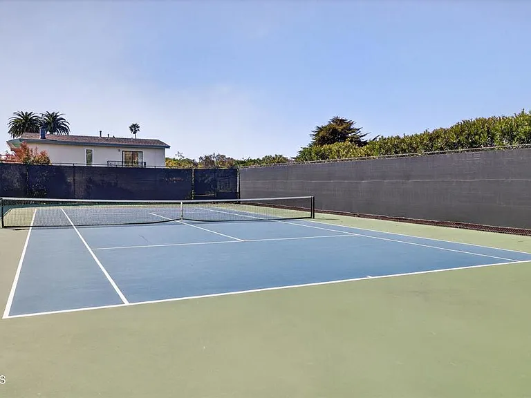 4229 Faria Rd — Photo 38