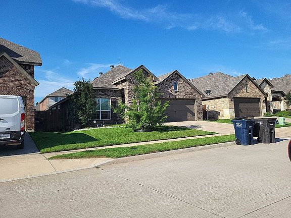 3rd image of 4133 Sweet Clover Ln