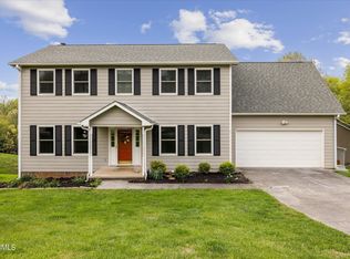 8313 Mecklenburg Ct, Knoxville, TN 37923