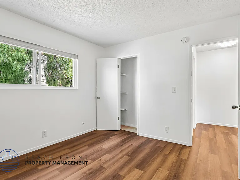217-219 S. Esplanade St. — Photo 21