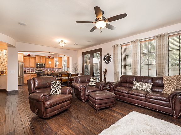 3rd image of 2427 W Dusty Wren Dr