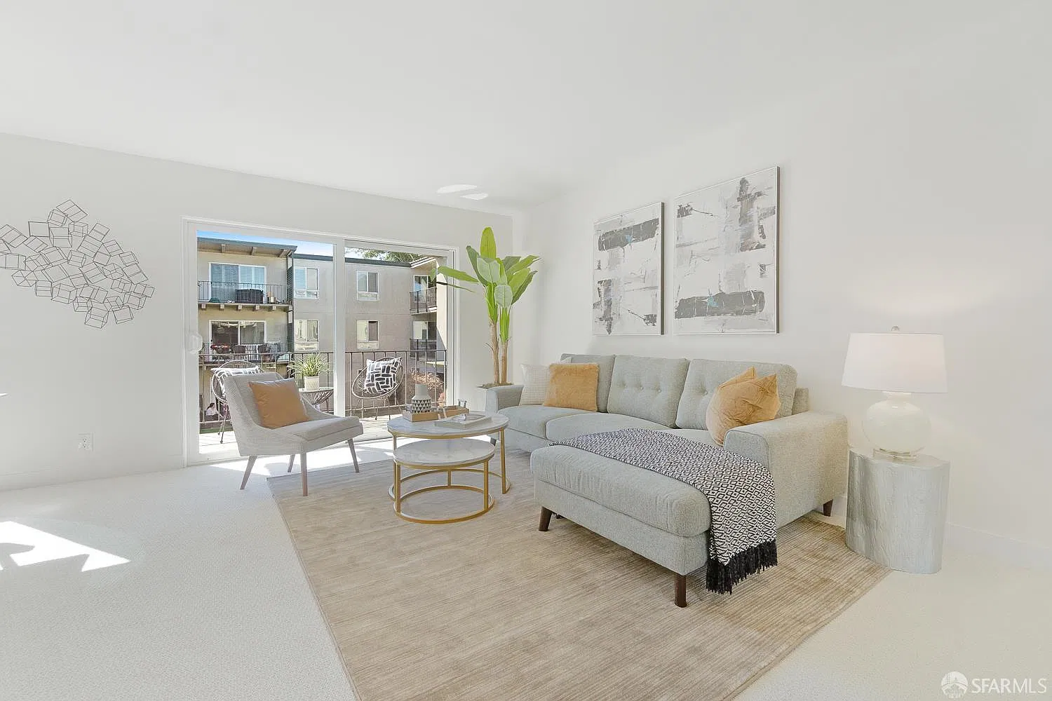 2 bed, 1.0 bath, 693 sqft, $3,600 — Photo 2