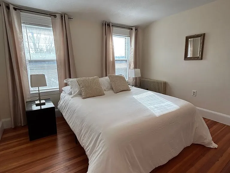12 Grandview St #3 — Photo 5