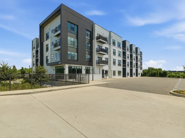 1677 54th Ave N APT 118, Nashville, TN 37209